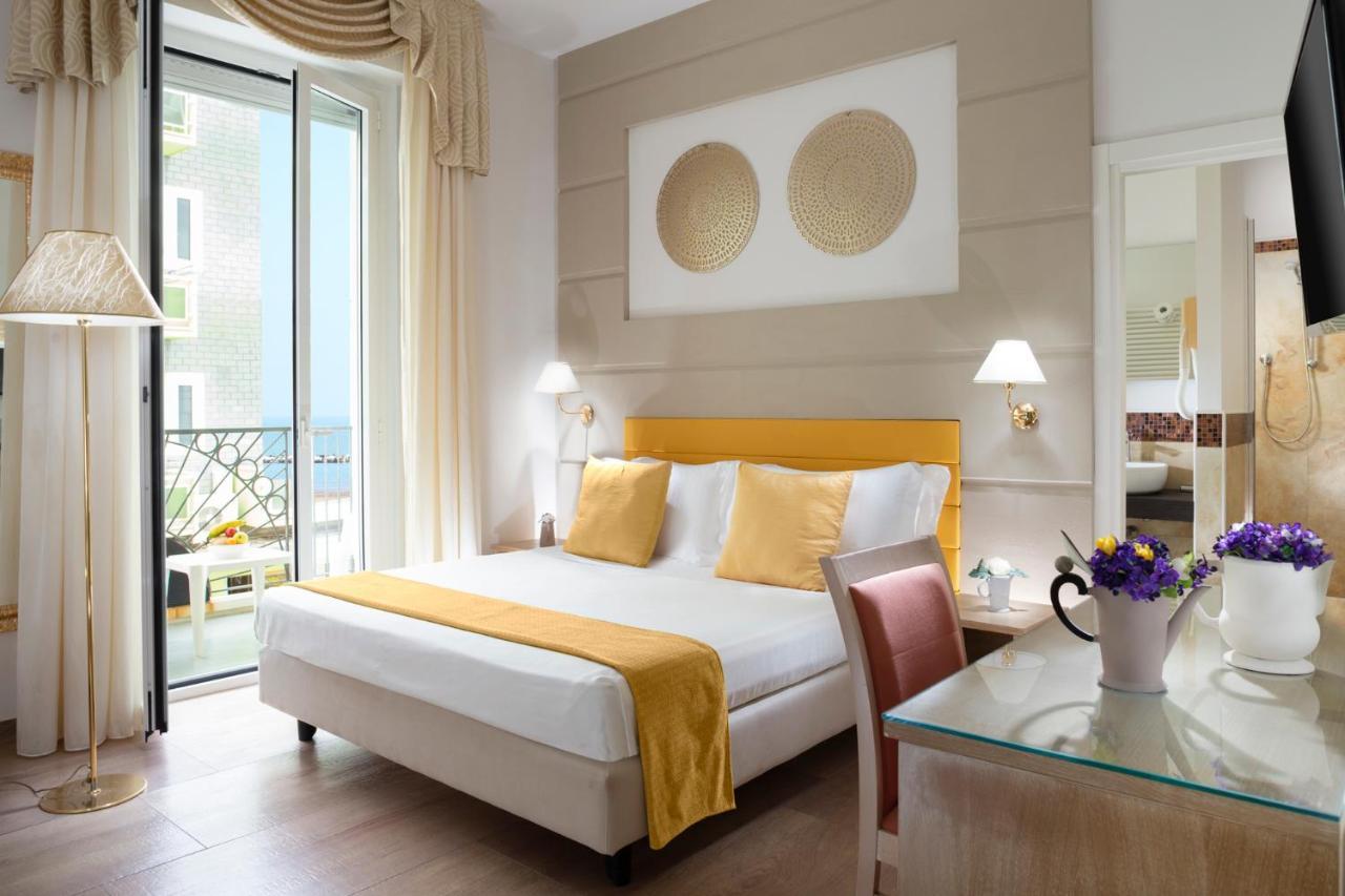 Hotel Orizzonte Bellaria-Igea Marina Esterno foto